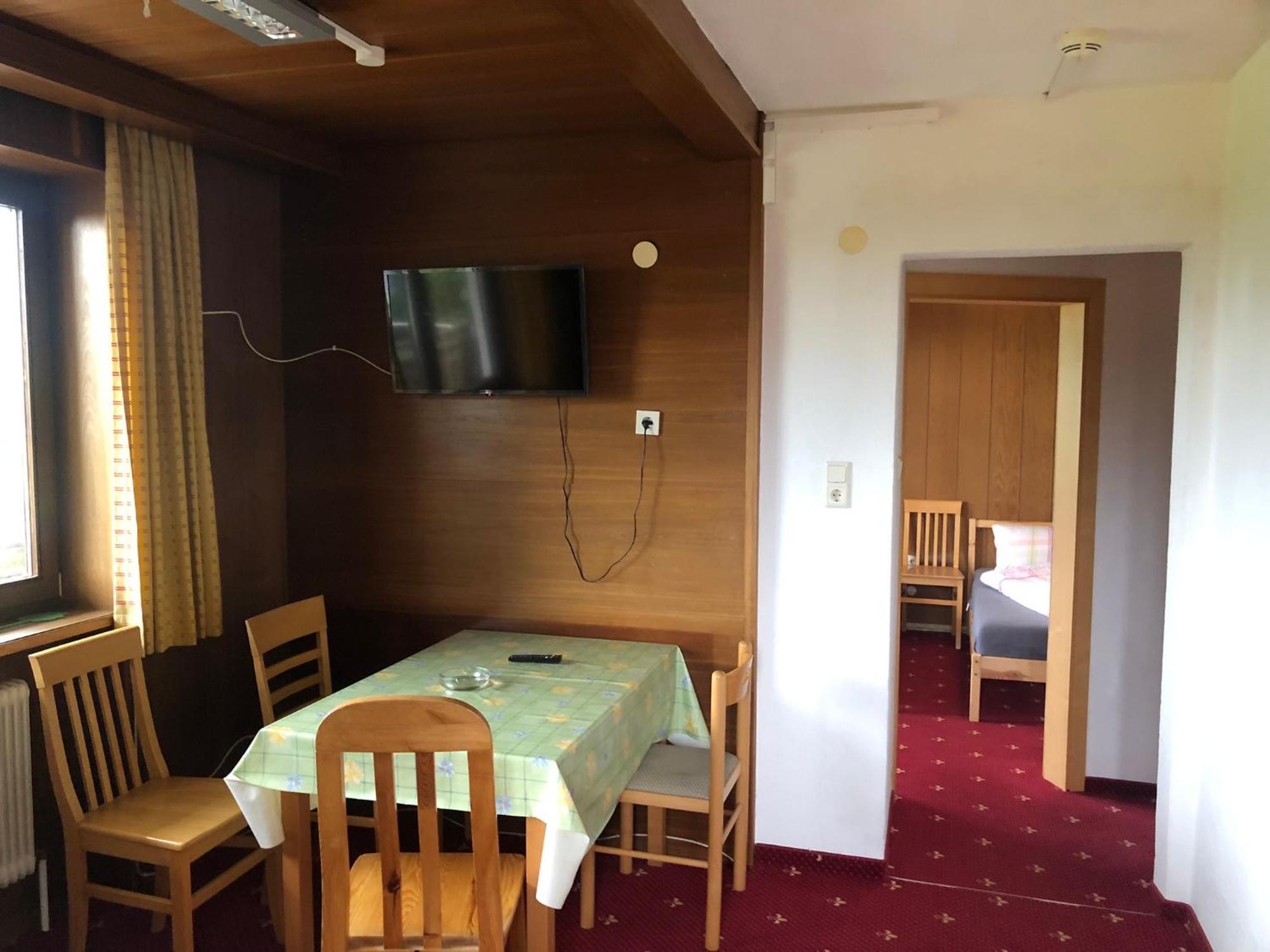אוברפרפוס Appartement Gruenfelder מראה חיצוני תמונה